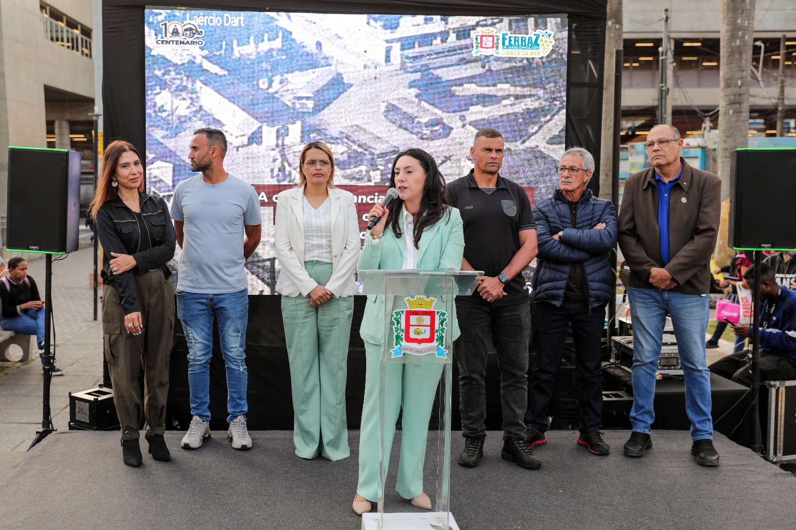 Ferraz comemora centenário da Estação Ferroviária com anúncio de obras na região central