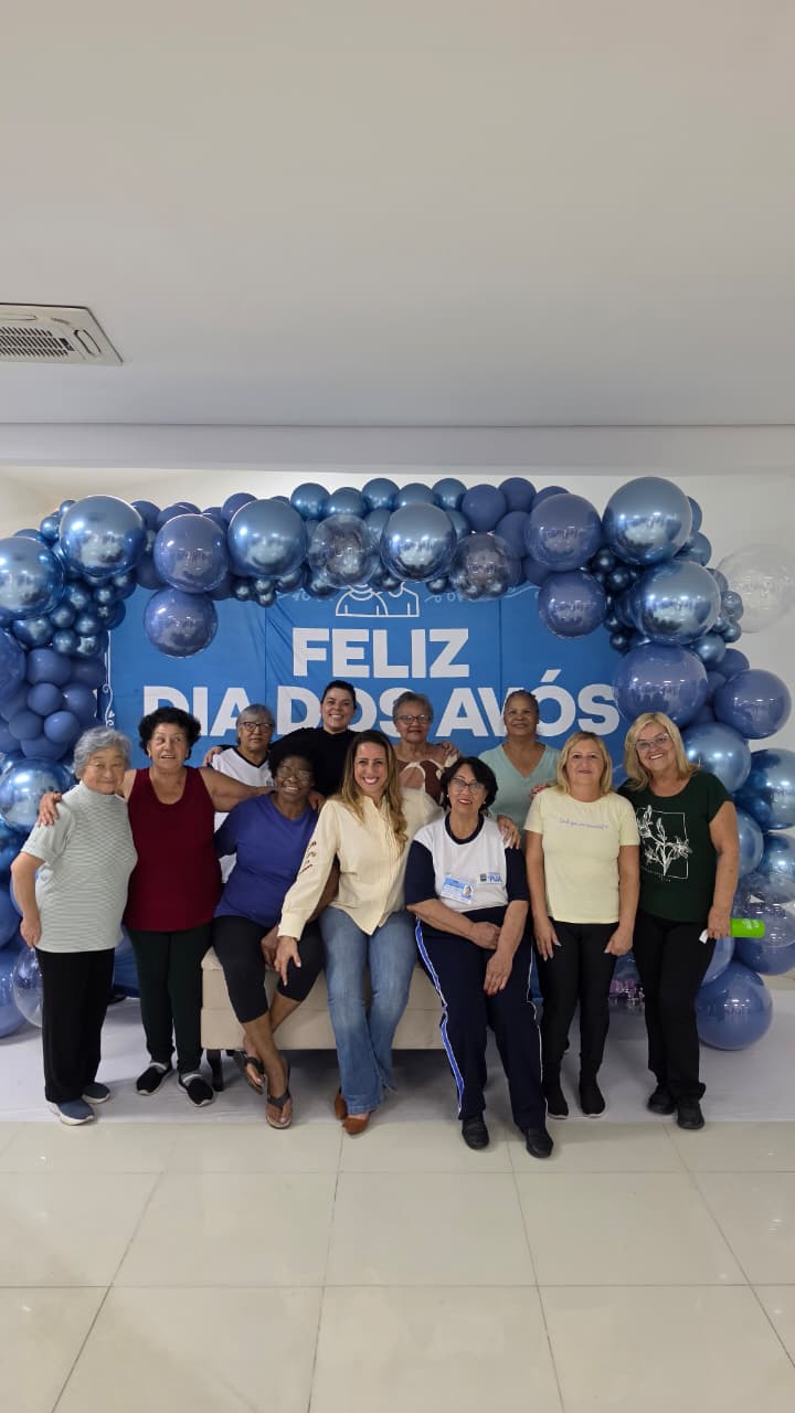 Primeira-dama Flavia Souza promove programação especial pelo Dia dos Avós em Poá