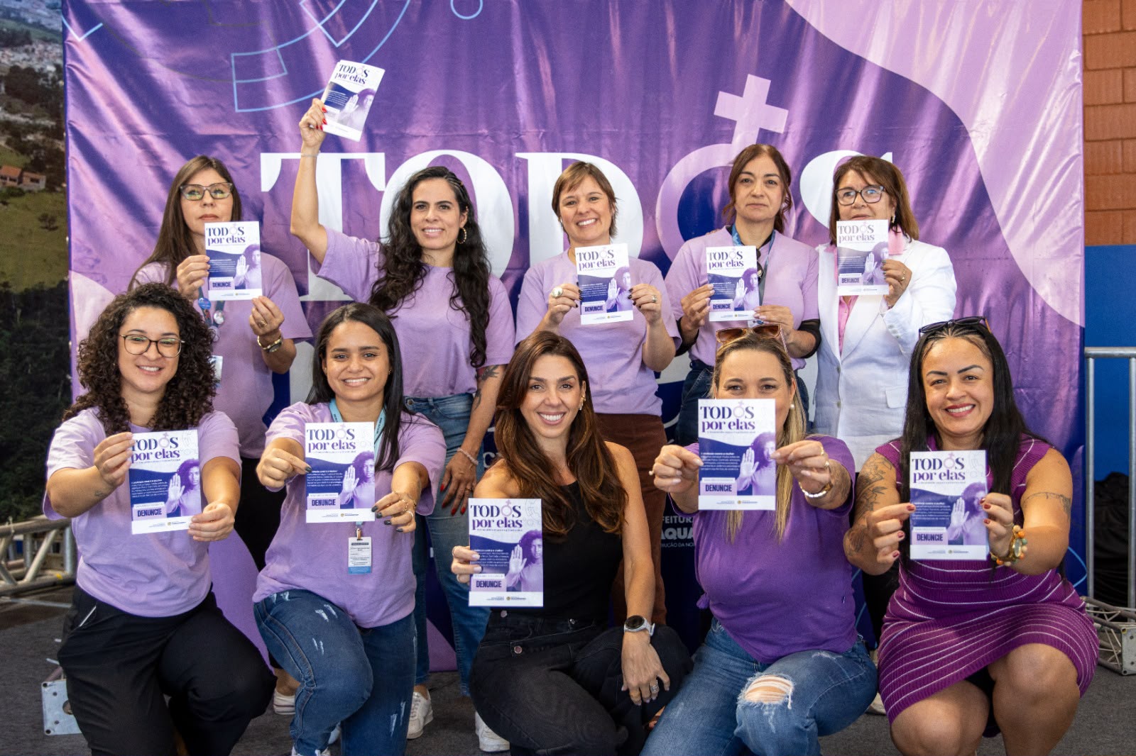 Itaquá entrega 1,2 mil matrículas de regularização fundiária para famílias