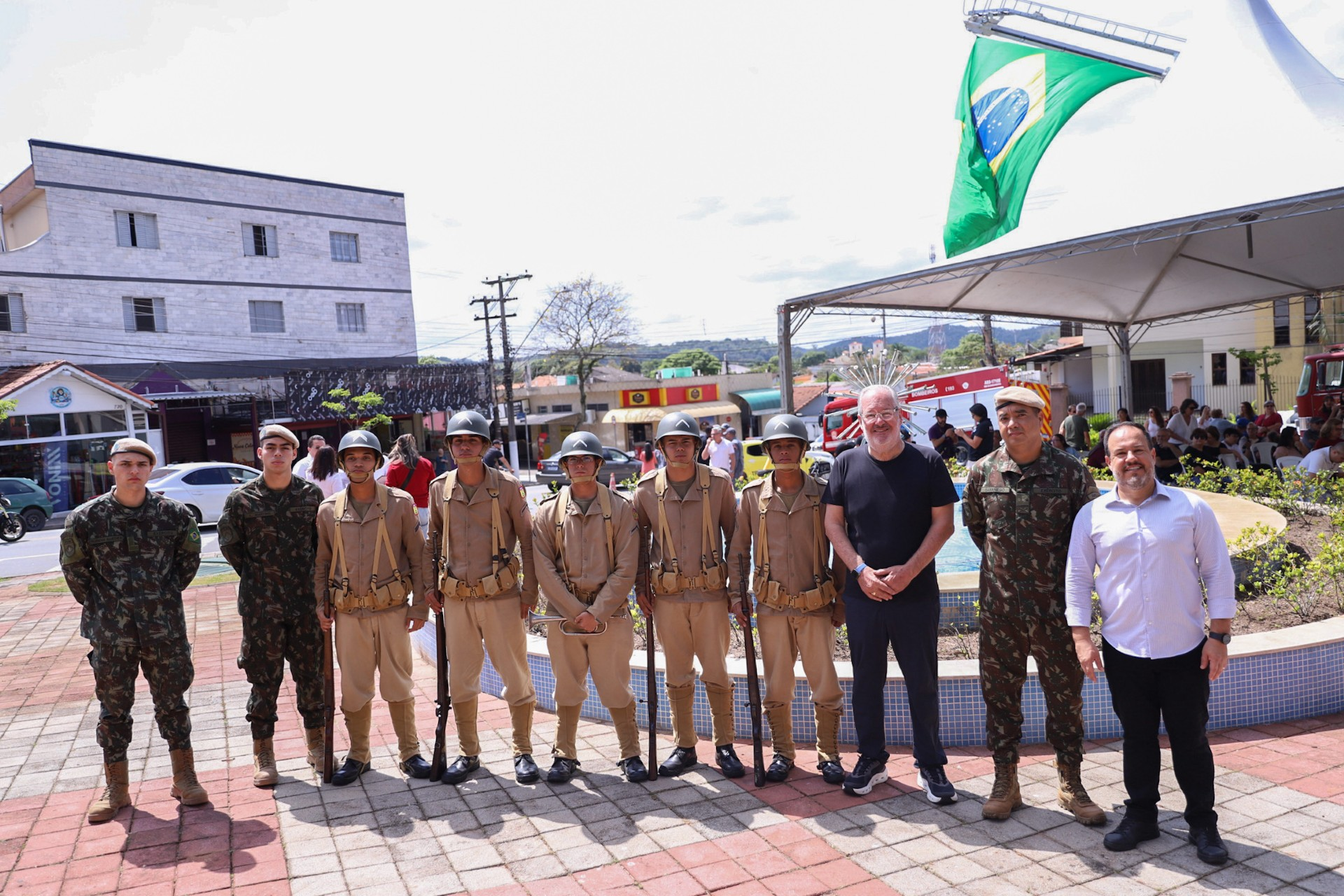 Guararema celebra 127 anos com esporte e homenagem aos expedicionários